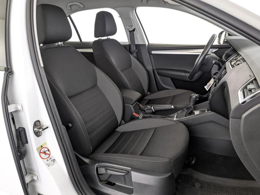 Skoda Octavia III (A7) Рестайлинг Москва  - изображение 23
