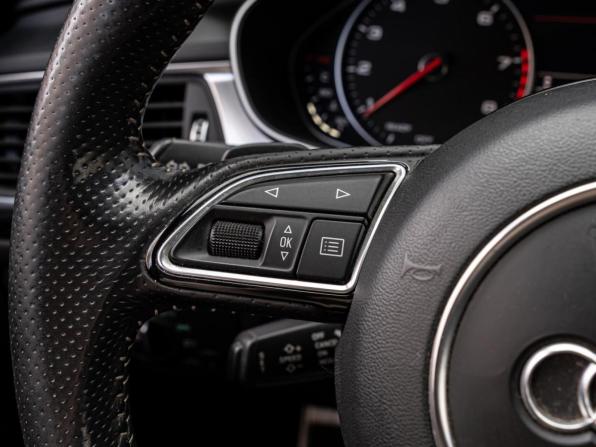 Audi A6 IV (C7) Рестайлинг с пробегом 2016 года, цена 2 399 000 рублей, 188930 км, седан, Автокод Объявления