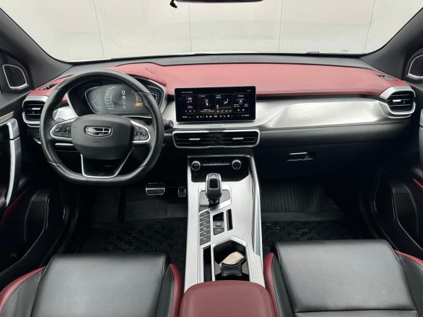 Geely Coolray I с пробегом 2022 года, цена 1 915 000 рублей, 26273 км, внедорожник, Автокод Объявления