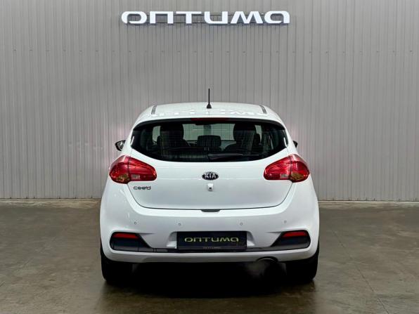 Kia Ceed II с пробегом 2014 года, цена 1 297 000 рублей, 91449 км, хэтчбек, Автокод Объявления