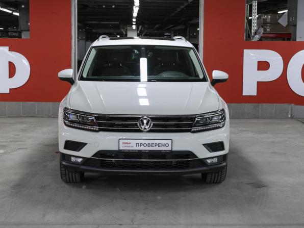 Volkswagen Tiguan II с пробегом 2018 года, цена 3 049 000 рублей, 74059 км, внедорожник, Автокод Объявления