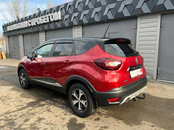 Renault Kaptur I Рестайлинг с пробегом 2020 года, цена 1 752 920 рублей, 49302 км, внедорожник, Автокод Объявления