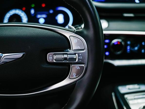Genesis GV70 I с пробегом 2021 года, цена 5 750 000 рублей, 20471 км, внедорожник, Автокод Объявления