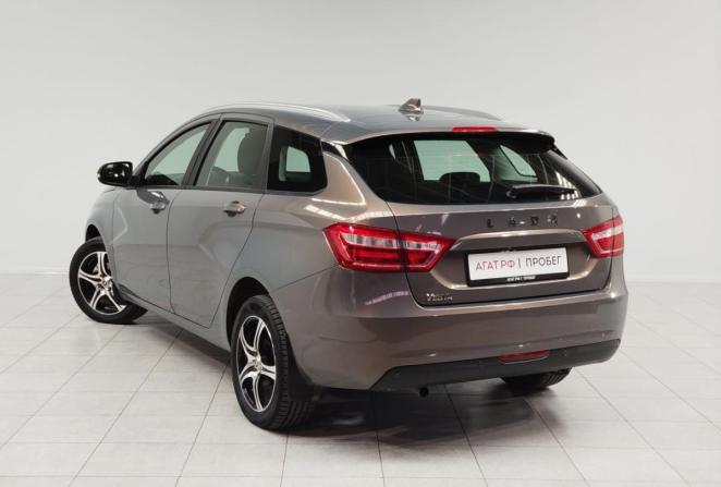 Lada (ВАЗ) Vesta I с пробегом 2018 года, цена 1 047 000 рублей, 153871 км, универсал, Автокод Объявления