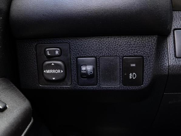 Toyota RAV4 IV (XA40) Рестайлинг с пробегом 2016 года, цена 2 430 000 рублей, 53951 км, внедорожник, Автокод Объявления