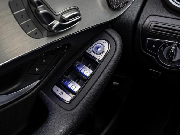 Mercedes-Benz GLC I (X253) Рестайлинг с пробегом 2020 года, цена 4 499 000 рублей, 30255 км, внедорожник, Автокод Объявления