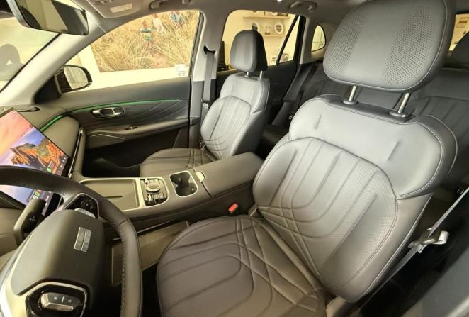 Новый Geely EX5 Гибрид 2026 года, цена 3 829 990 рублей, внедорожник, Автокод Объявления