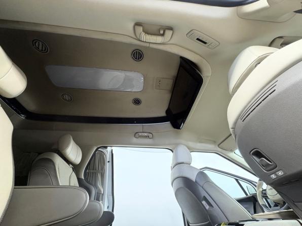 Kia Carnival IV с пробегом 2022 года, цена 6 396 000 рублей, 31868 км, минивэн, Автокод Объявления