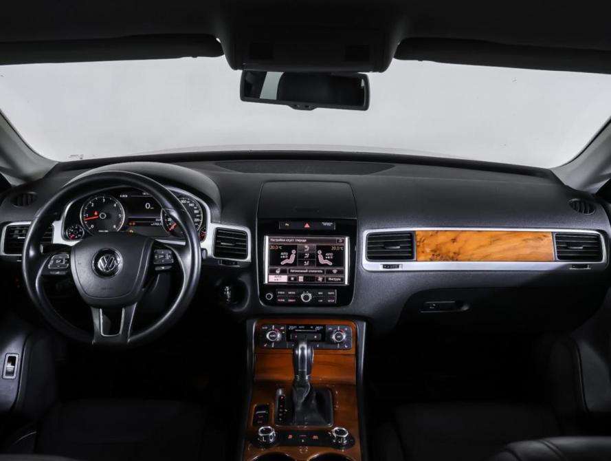Volkswagen Touareg II Москва  - изображение 17