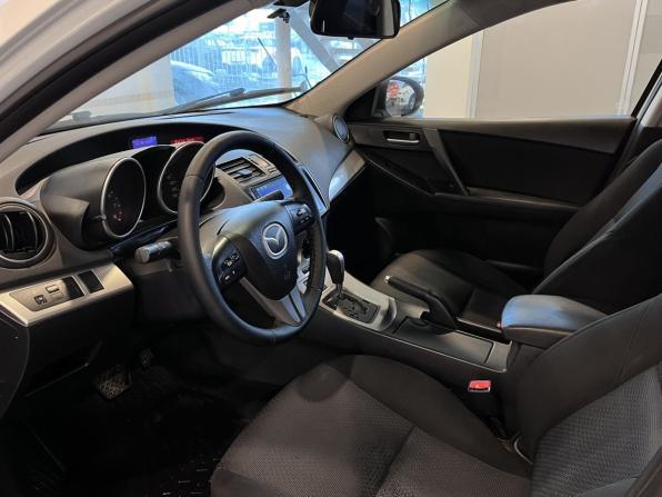 Mazda 3 II (BL) с пробегом 2009 года, цена 545 000 рублей, 292146 км, седан, Автокод Объявления