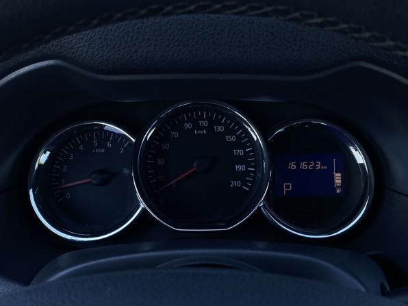 Nissan Terrano III (D10) с пробегом 2016 года, цена 1 019 000 рублей, 161623 км, внедорожник, Автокод Объявления