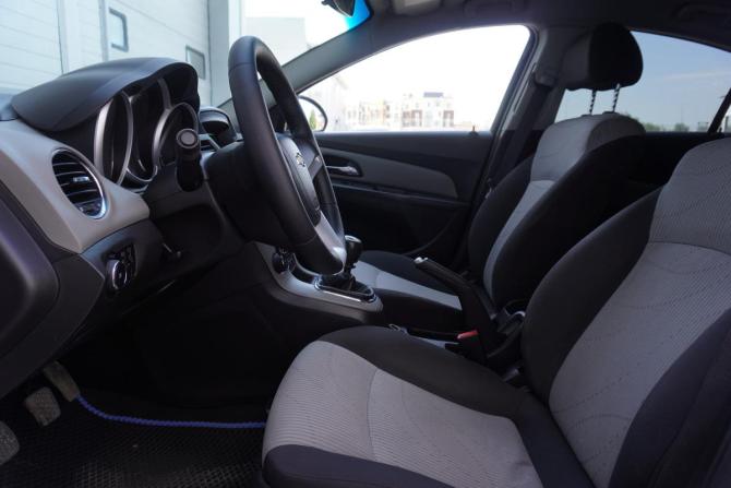 Chevrolet Cruze I Рестайлинг с пробегом 2012 года, цена 700 000 рублей, 220010 км, седан, Автокод Объявления