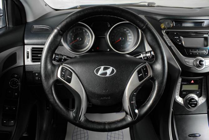 Hyundai Elantra V (MD) с пробегом 2012 года, цена 919 000 рублей, 231000 км, седан, Автокод Объявления