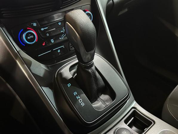 Ford Kuga II Рестайлинг с пробегом 2017 года, цена 1 475 000 рублей, 117268 км, внедорожник, Автокод Объявления