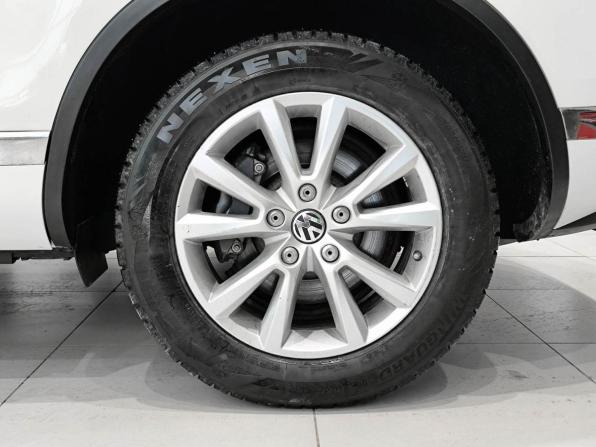 Volkswagen Touareg II Рестайлинг с пробегом 2015 года, цена 3 020 000 рублей, 156132 км, внедорожник, Автокод Объявления