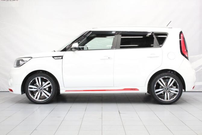Kia Soul II Рестайлинг с пробегом 2018 года, цена 1 790 000 рублей, 45654 км, хэтчбек, Автокод Объявления
