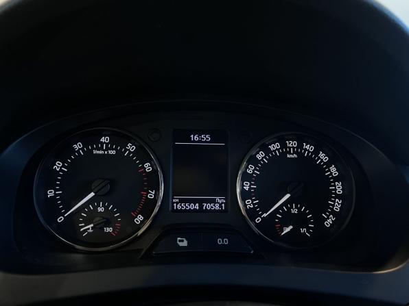 Skoda Rapid I с пробегом 2014 года, цена 950 000 рублей, 165504 км, лифтбек, Автокод Объявления