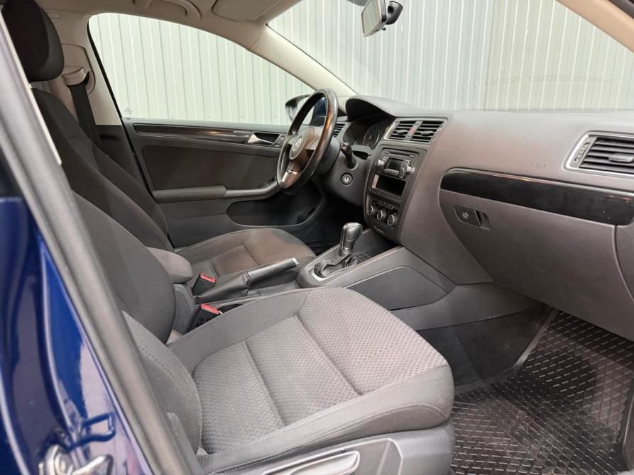 Volkswagen Jetta VI Магнитогорск  - изображение 10