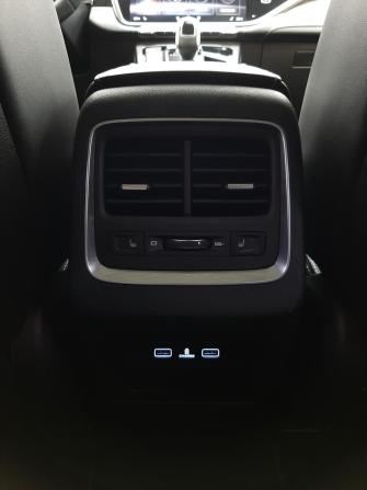 Geely Atlas Pro с пробегом 2023 года, цена 1 950 000 рублей, 60707 км, внедорожник, Автокод Объявления