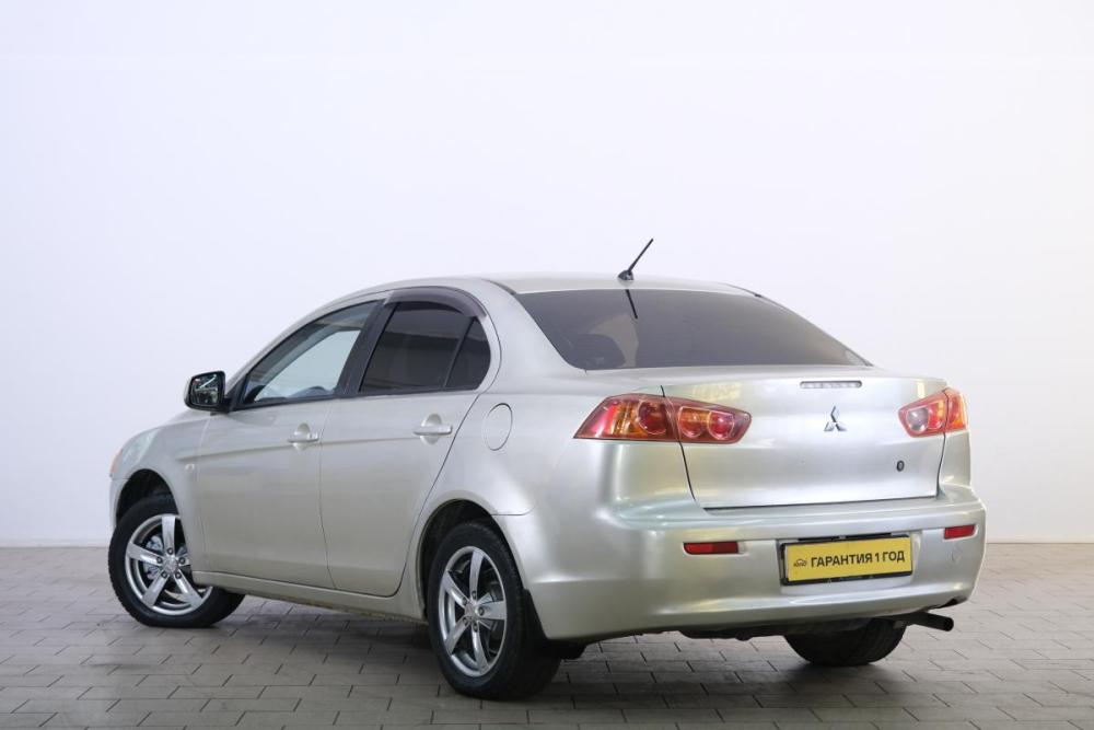 Mitsubishi Lancer X Омск  - изображение 5
