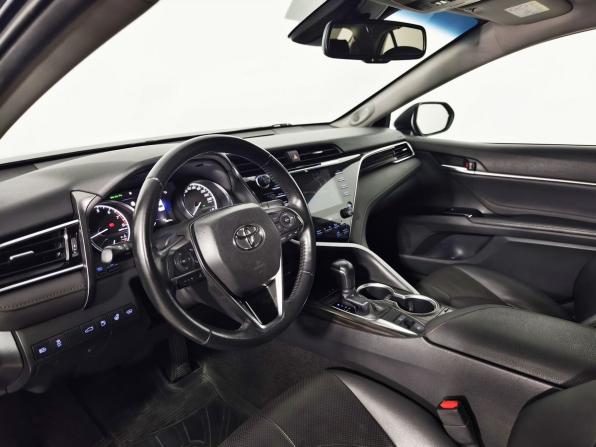 Toyota Camry VIII (XV70) с пробегом 2018 года, цена 2 515 000 рублей, 98698 км, седан, Автокод Объявления