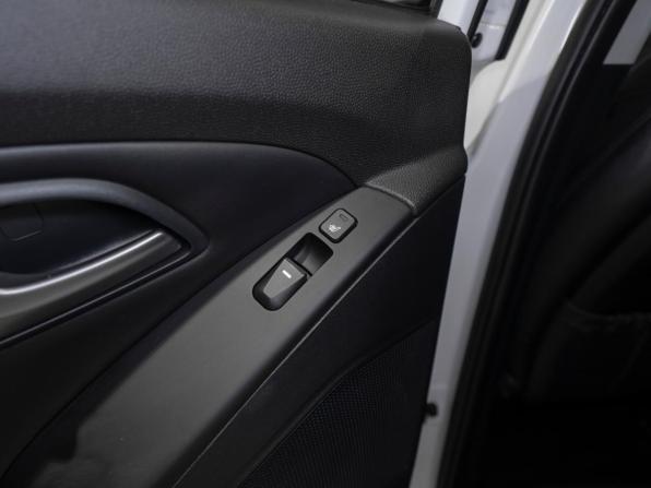 Hyundai ix35 I Рестайлинг с пробегом 2015 года, цена 1 390 000 рублей, 155796 км, внедорожник, Автокод Объявления