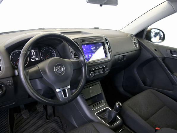 Volkswagen Tiguan I Рестайлинг с пробегом 2014 года, цена 925 000 рублей, 180831 км, внедорожник, Автокод Объявления
