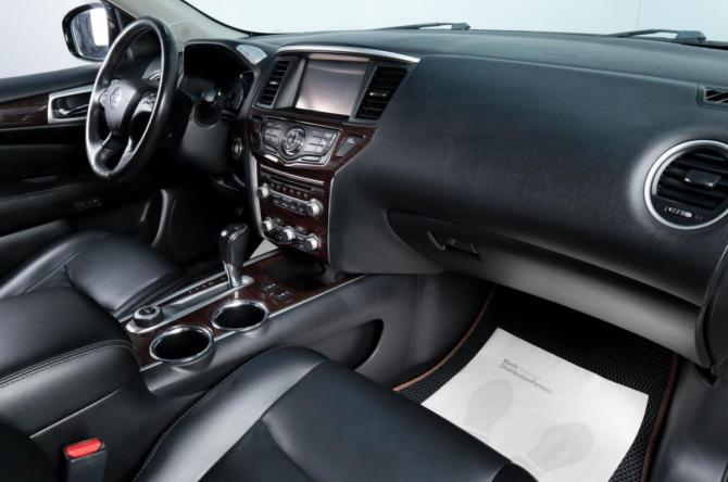 Nissan Pathfinder IV с пробегом 2015 года, цена 1 999 000 рублей, 171800 км, внедорожник, Автокод Объявления
