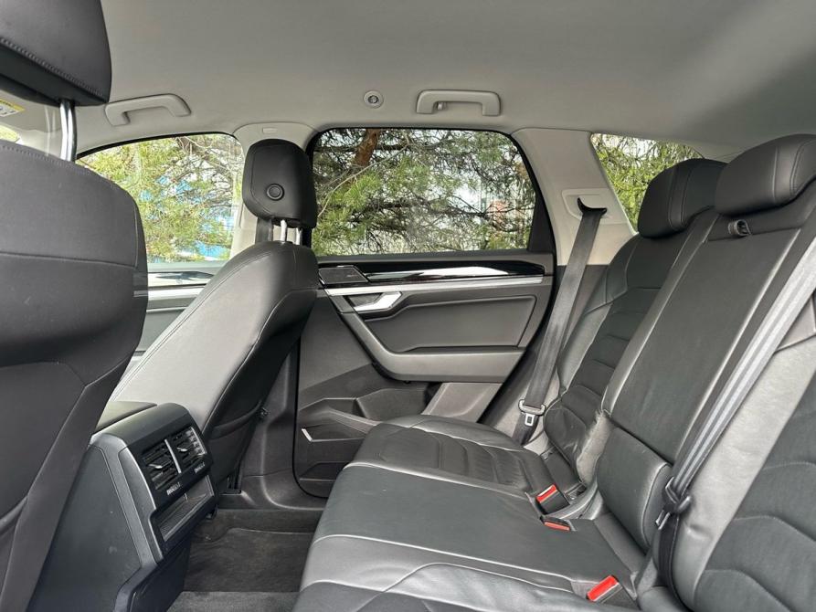 Volkswagen Touareg III Санкт-Петербург  - изображение 30