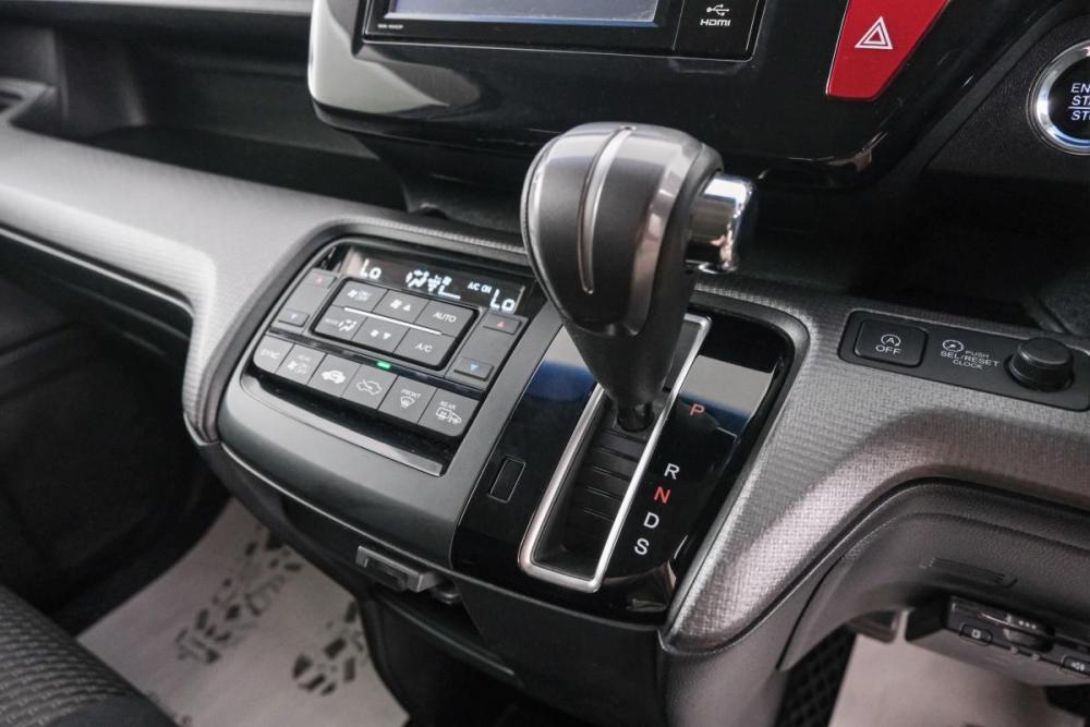Honda Stepwgn V Красноярск  - изображение 15