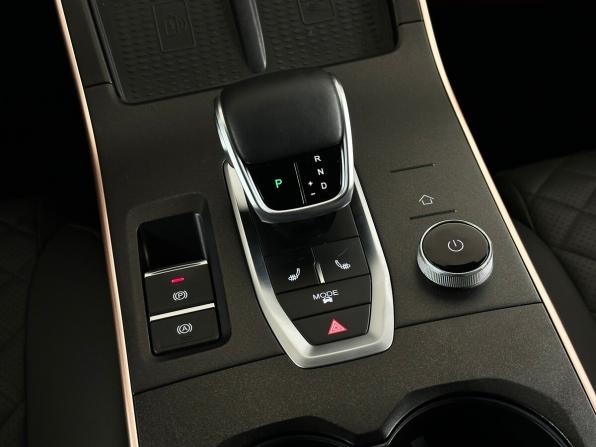 Omoda C5 I с пробегом 2024 года, цена 1 685 000 рублей, 28736 км, внедорожник, Автокод Объявления