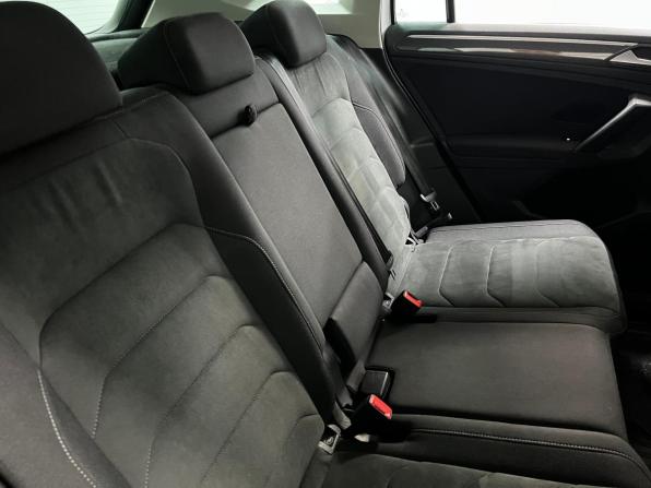 Volkswagen Tiguan II с пробегом 2018 года, цена 2 900 000 рублей, 161610 км, внедорожник, Автокод Объявления