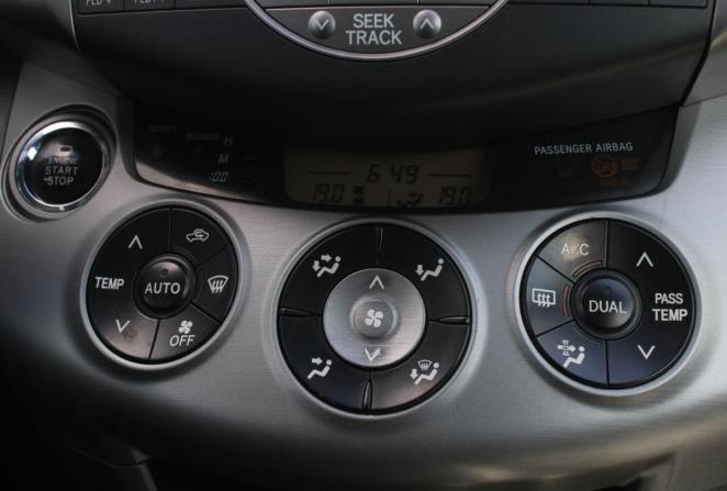 Toyota RAV4 III (XA30) с пробегом 2007 года, цена 1 230 000 рублей, 260091 км, внедорожник, Автокод Объявления