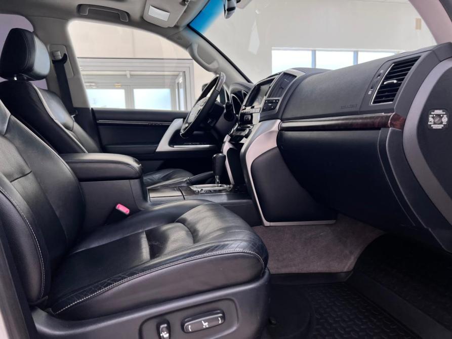 Toyota Land Cruiser 200 Series Рестайлинг 1 Волгоград  - изображение 32