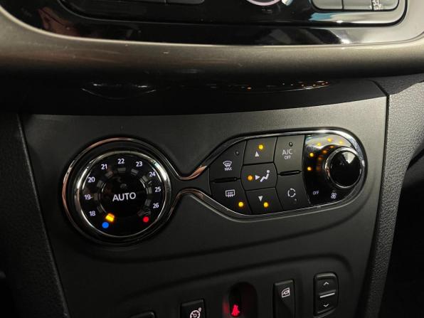 Renault Sandero II с пробегом 2018 года, цена 1 114 000 рублей, 91241 км, хэтчбек, Автокод Объявления