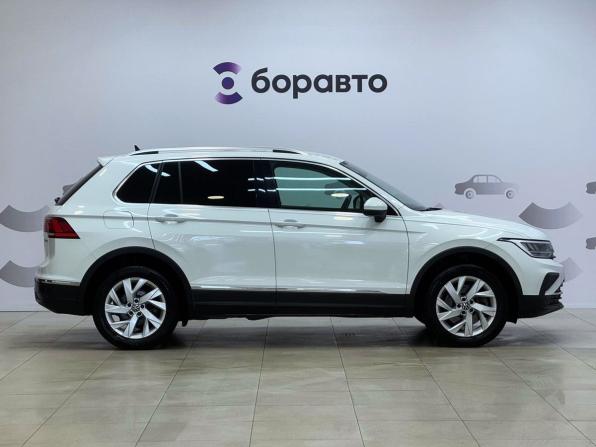 Volkswagen Tiguan II Рестайлинг с пробегом 2021 года, цена 2 100 000 рублей, 204518 км, внедорожник, Автокод Объявления