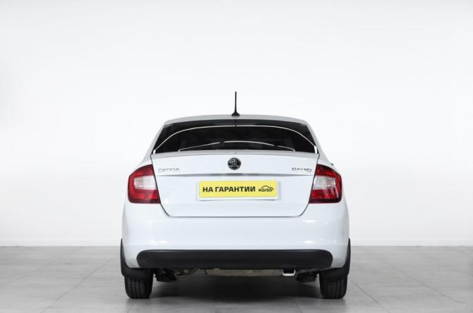 Skoda Rapid I Рестайлинг с пробегом 2018 года, цена 1 069 000 рублей, 129500 км, лифтбек, Автокод Объявления