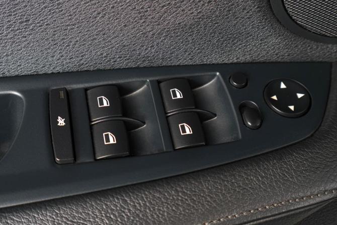 BMW X5 II (E70) Рестайлинг с пробегом 2012 года, цена 2 539 000 рублей, 267434 км, внедорожник, Автокод Объявления