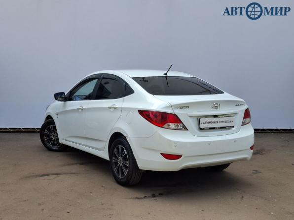Hyundai Solaris I с пробегом 2013 года, цена 860 000 рублей, 91862 км, седан, Автокод Объявления