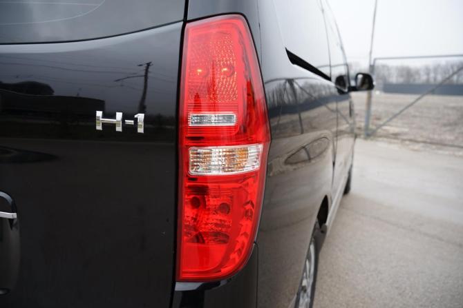 Hyundai H-1 II Рестайлинг 2 с пробегом 2019 года, цена 3 235 000 рублей, 102500 км, минивэн, Автокод Объявления