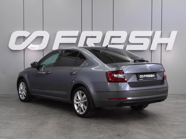 Skoda Octavia III (A7) Рестайлинг с пробегом 2018 года, цена 2 049 000 рублей, 122758 км, лифтбек, Автокод Объявления