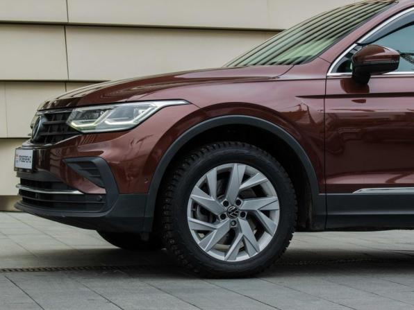 Volkswagen Tiguan II Рестайлинг с пробегом 2021 года, цена 2 850 000 рублей, 93000 км, внедорожник, Автокод Объявления