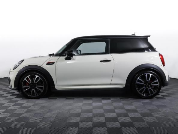 Mini Hatch III (F55/F56) Рестайлинг 2 с пробегом 2021 года, цена 3 778 000 рублей, 26100 км, хэтчбек, Автокод Объявления