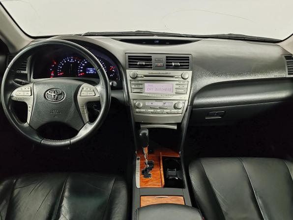 Toyota Camry VI (XV40) Рестайлинг с пробегом 2010 года, цена 1 099 000 рублей, 267826 км, седан, Автокод Объявления