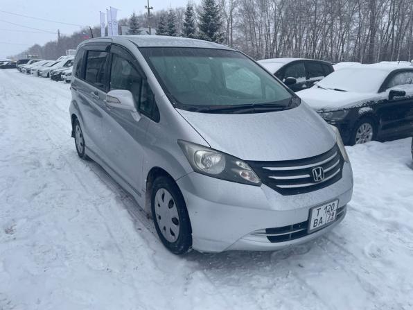 Honda Freed I с пробегом 2010 года, цена 1 050 000 рублей, 95145 км, компактвэн, Автокод Объявления