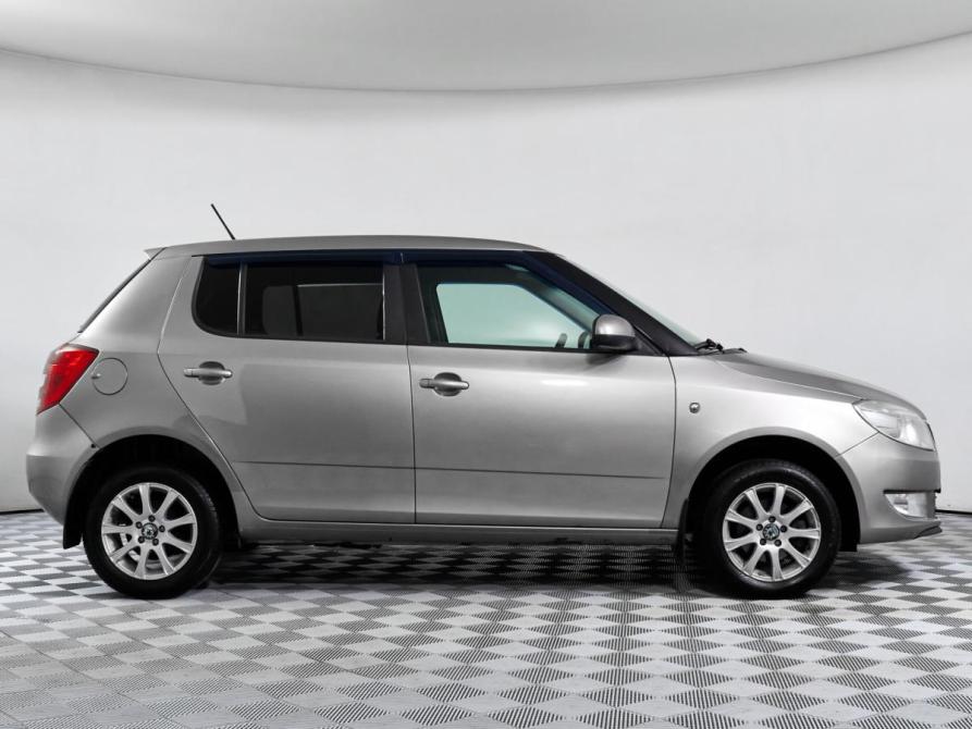 Skoda Fabia II Рестайлинг Москва  - изображение 4