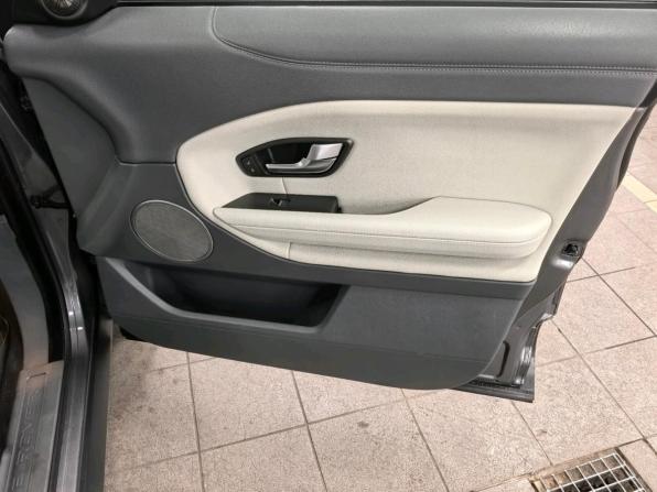 Land Rover Range Rover Evoque I Рестайлинг с пробегом 2017 года, цена 1 980 000 рублей, 157100 км, внедорожник, Автокод Объявления