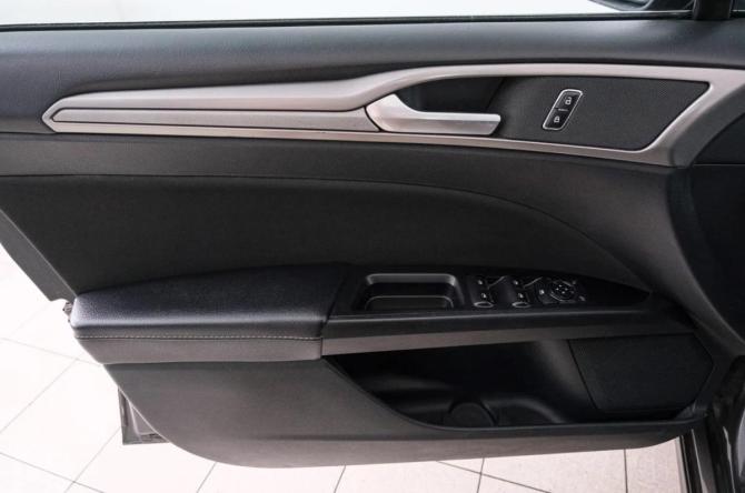 Ford Fusion (North America) II Рестайлинг с пробегом 2016 года, цена 1 599 000 рублей, 127283 км, седан, Автокод Объявления