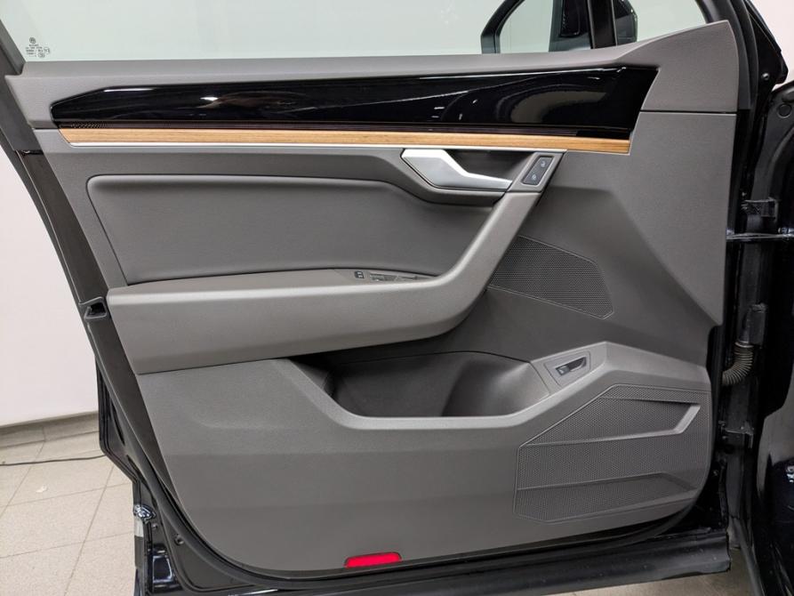 Volkswagen Touareg III Москва  - изображение 9