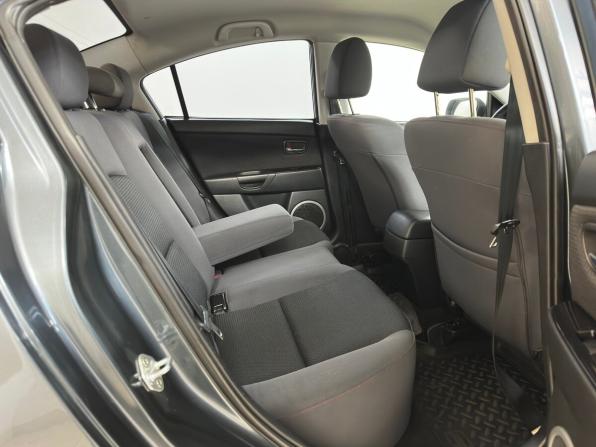 Mazda 3 I (BK) Рестайлинг с пробегом 2008 года, цена 639 000 рублей, 202177 км, седан, Автокод Объявления